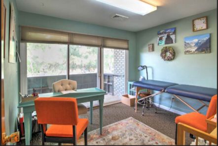 Manhattan Plaza Offices: 75 Manhattan Dr, Boulder, CO 80303